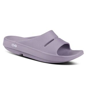 Oofos Size 7 women/5 men - Mauve (a Smokey purple)
